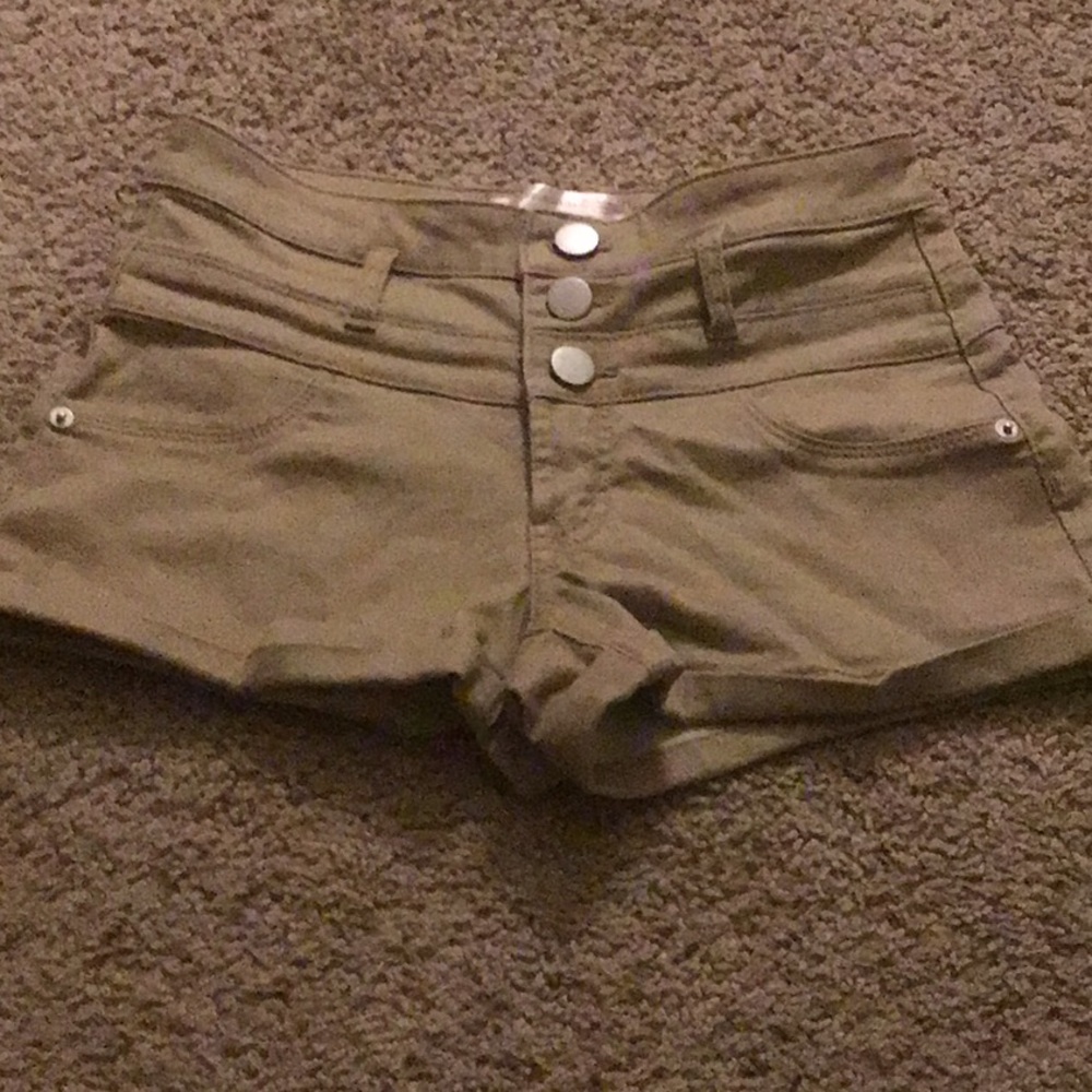 Nobo Shorts